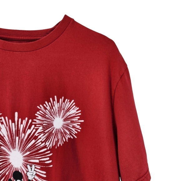 Disney X American Eagle Men's Mickey Mouse Graphic Short Sleeve T-Shirt - XL - Picture 2 of 7